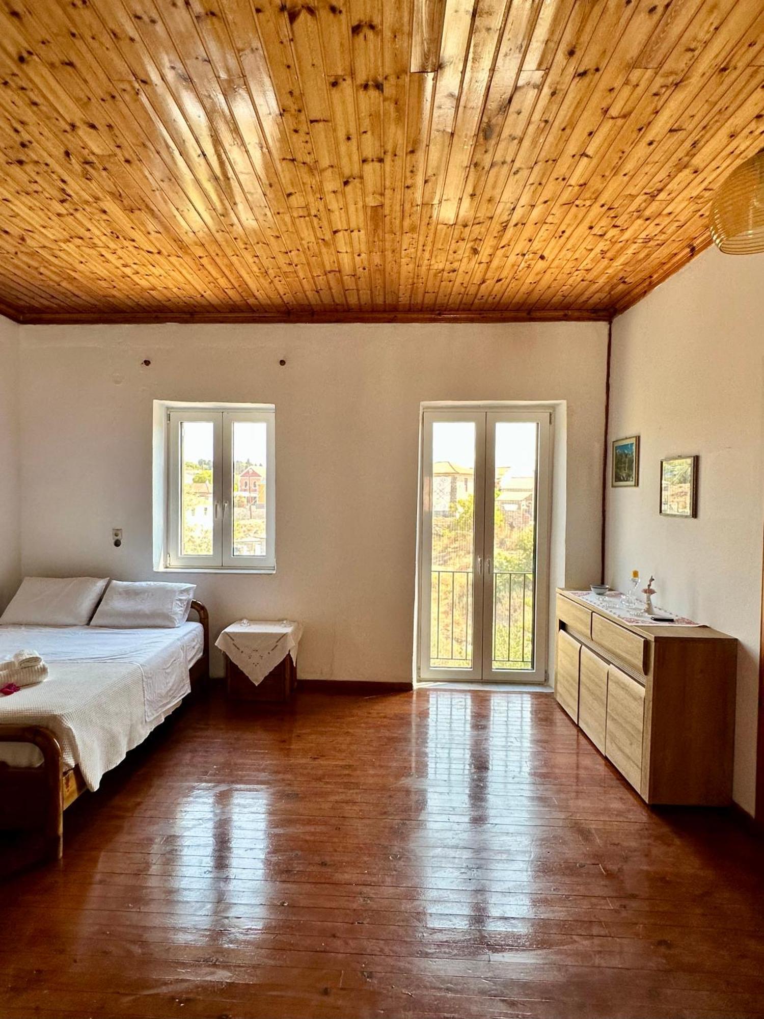 Вилла Chrysavgi Stone House Katomerion Экстерьер фото